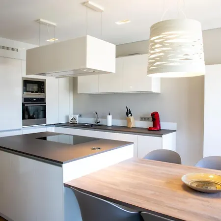 Core City- Luxury Brands Street Apartmán *