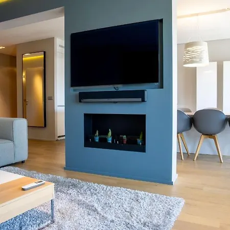 Core City- Luxury Brands Street