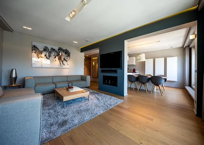 Core City- Luxury Brands Street *