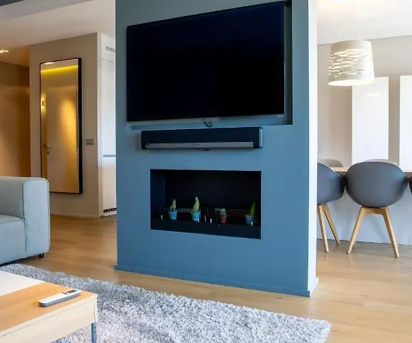 Core City- Luxury Brands Street