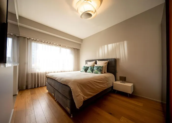 Core City- Luxury Brands Street *